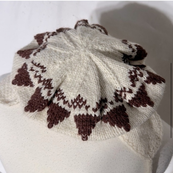 Vintage Hand Knit Cream Brown Hat With Ear Flaps - Picture 5 of 8